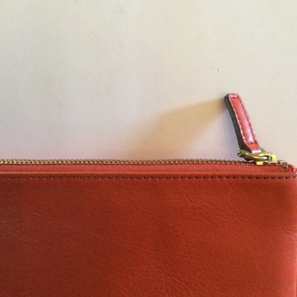 Fossil Tangerine Colored Genuine Leather Wallet Billfold Clutch With Zip…